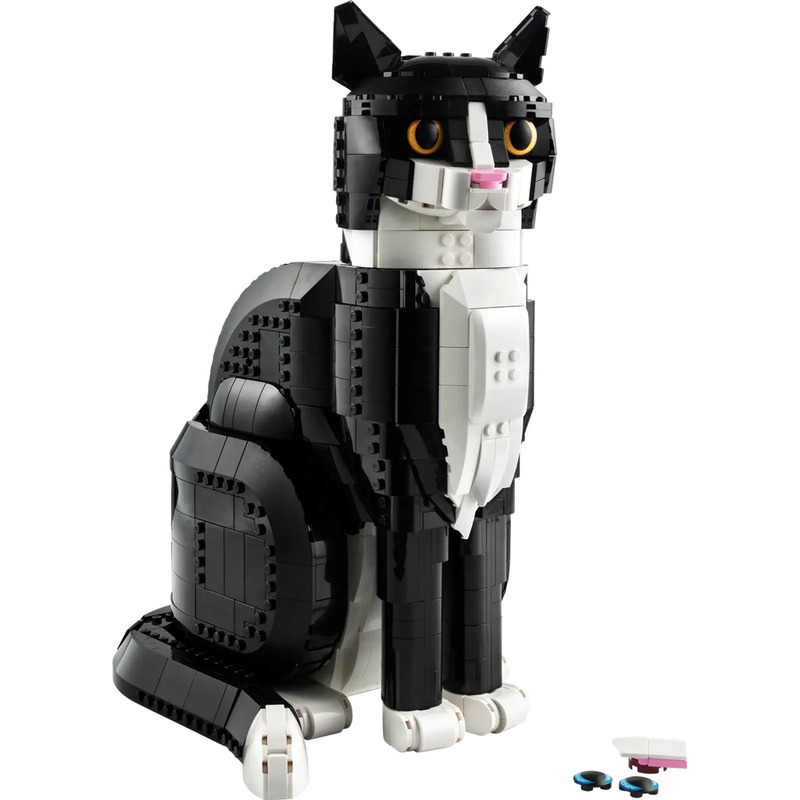 LEGO Tuxedo Cat