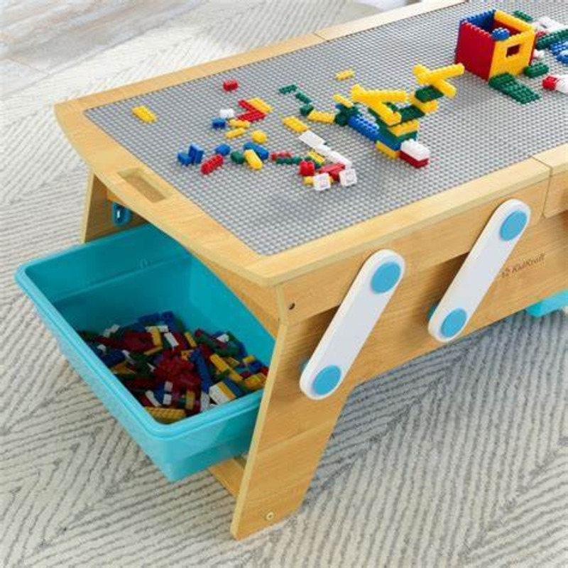 LEGO building tables