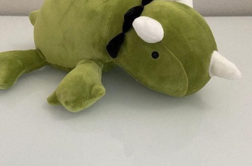 dinosaur plush toy