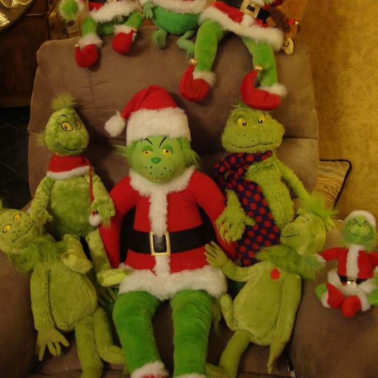 grinch plush toy