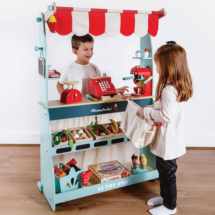 pretend play kitchen