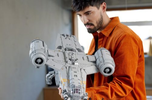 what lego set has the most pieces