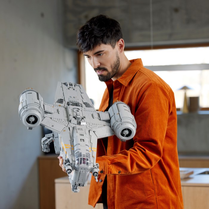 what is the largest lego set