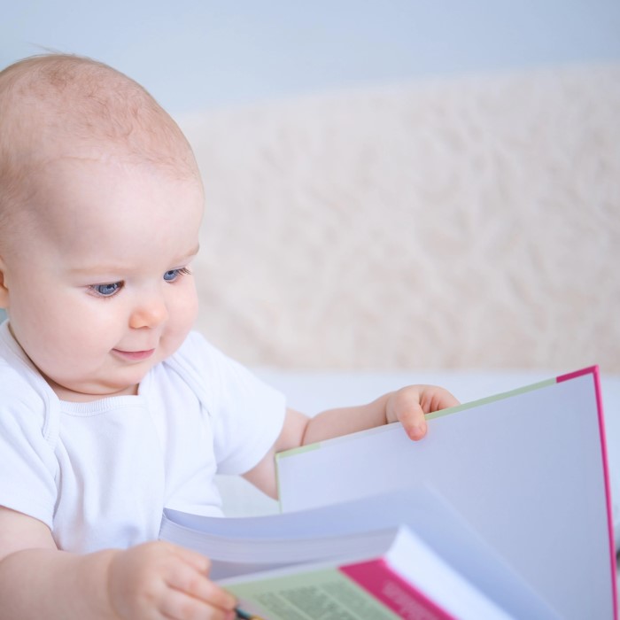 what to write in a baby shower book