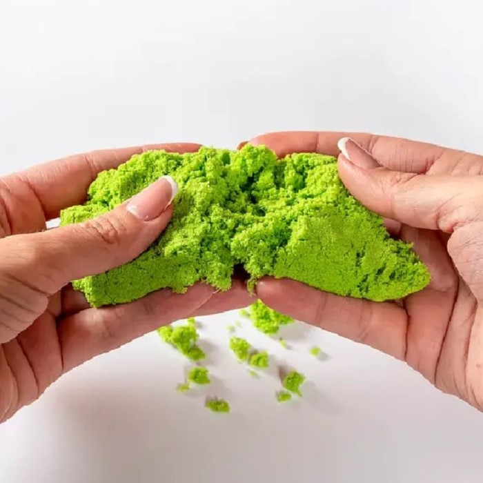 is kinetic sand magnetic