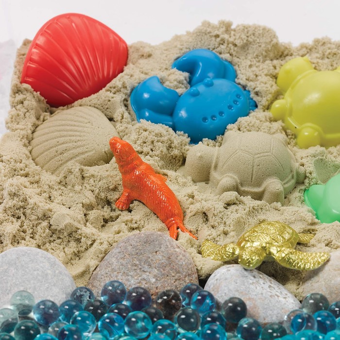 kinetic sand sensory bin