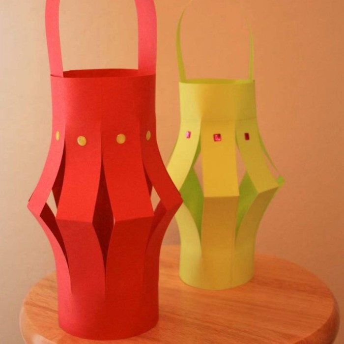 paper lantern craft