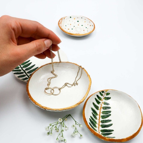 how to glaze air dry clay