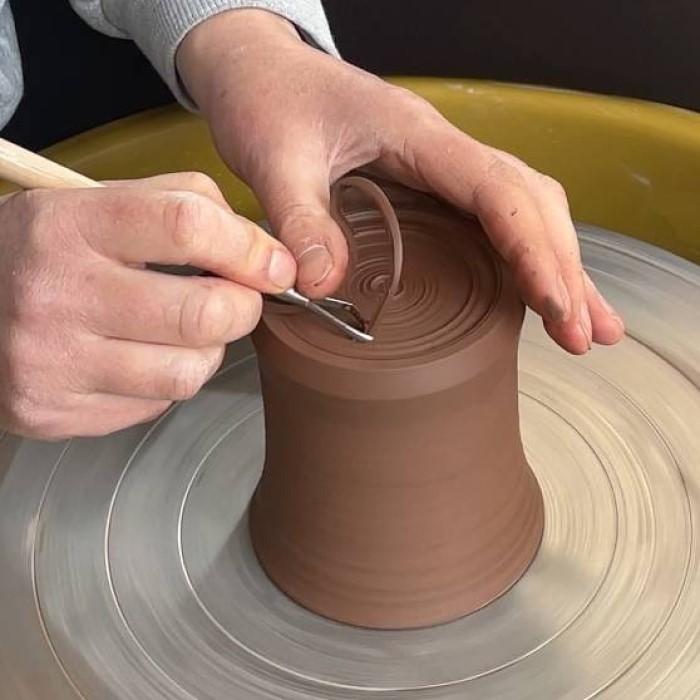 can you use air dry clay on a pottery wheel