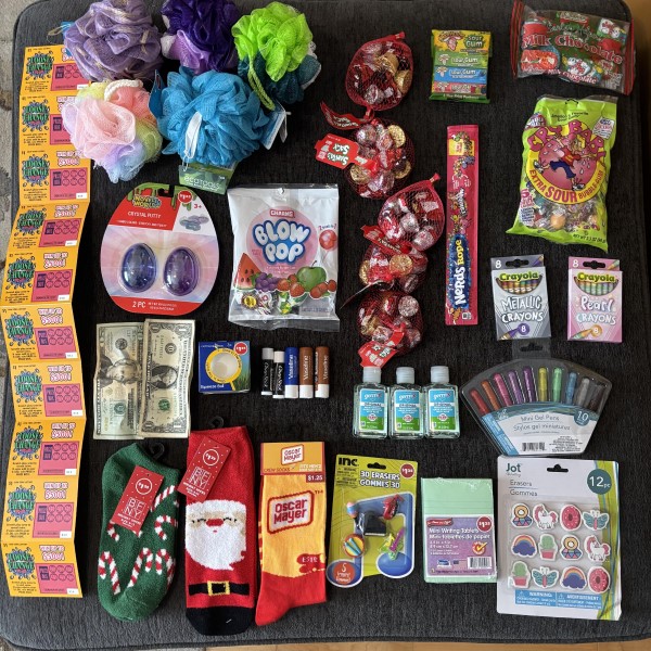 saran wrap christmas game