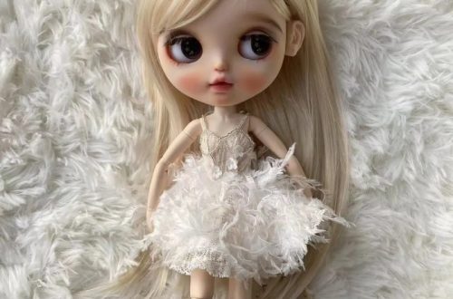 blythe doll
