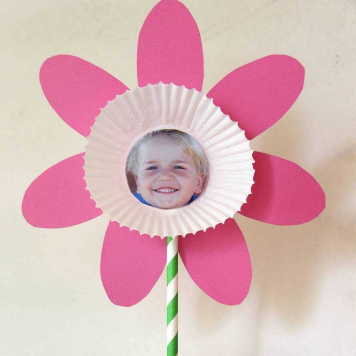 paper flowers craft