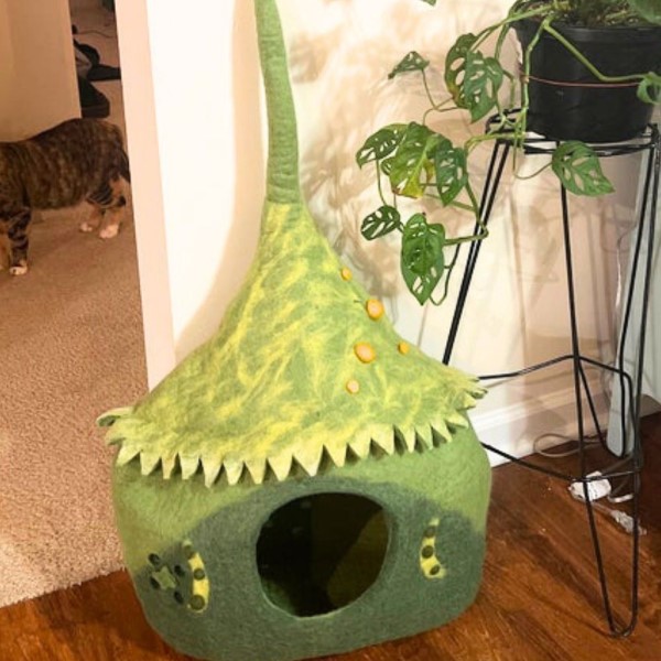 felt cat cave