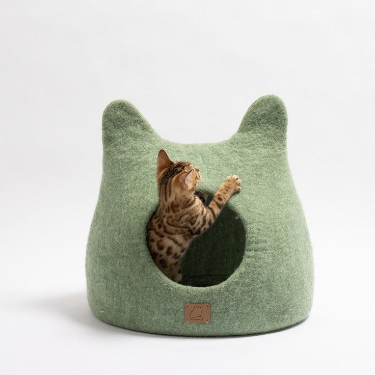 felt cat cave