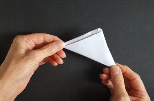 how to make a paper football