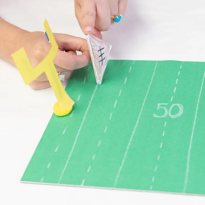how to make a paper football