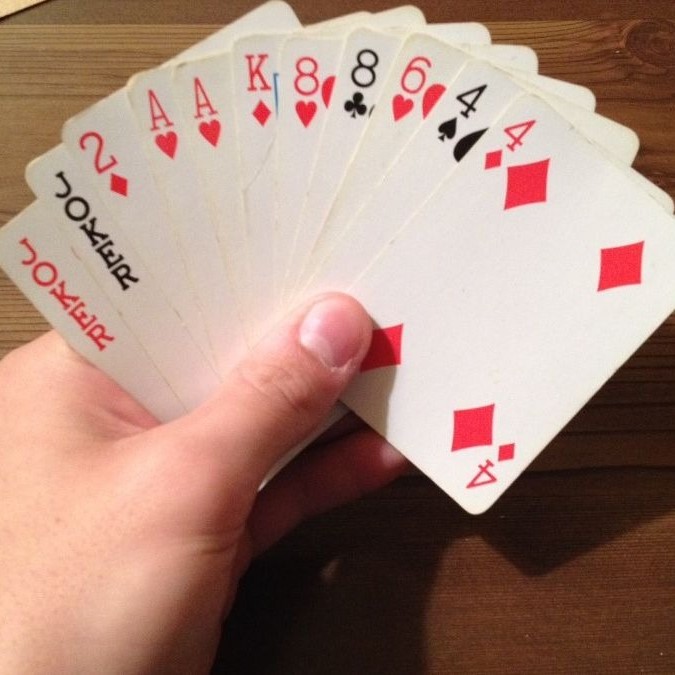 how do you play canasta