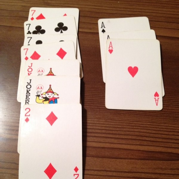 how do you play canasta
