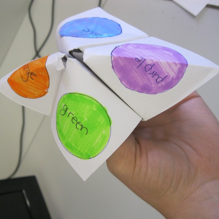 how to make a cootie catcher
