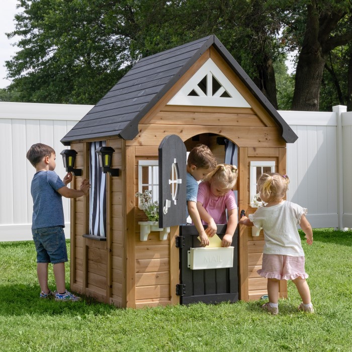 outdoor kids playhouse