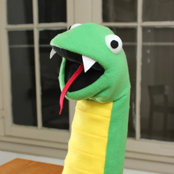 how to make a puppet